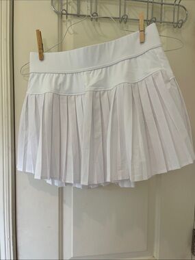 Women's White Pleated Mini Skirt - Versatile Athletic Style